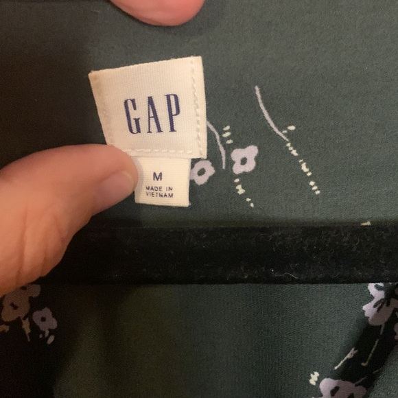 Lightweight gap dress - Picture 2 of 3